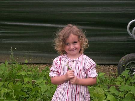 petite ilona cherie.il est ou james.ton papa