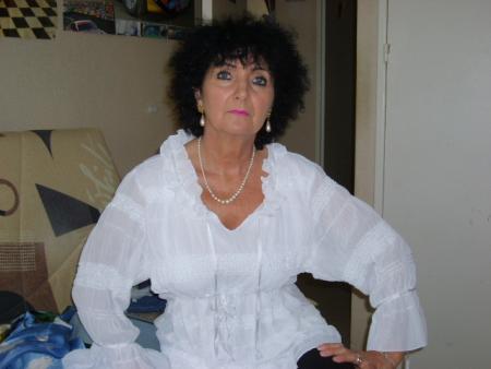 un peu de ma vie pour toi,un sourire de moi,a graver en toi,une partie de moi pour egayer ta vie , ti amo!!