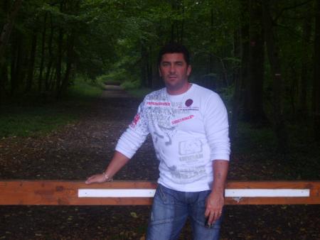 si je suis jalouse, si si je l'aime � l'italienne