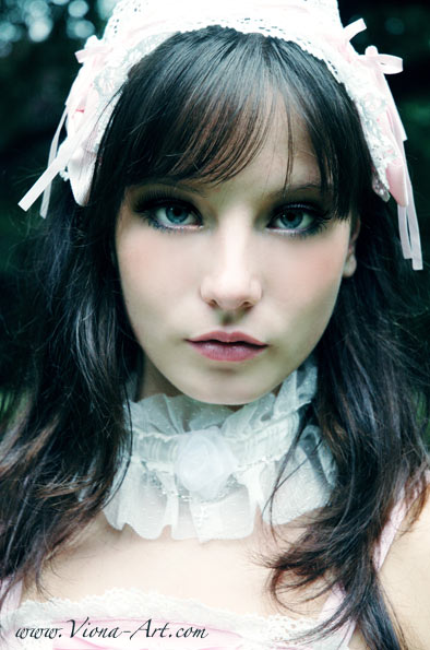 ah oui tu frequente des goth,ta mere ta engueuler pff 